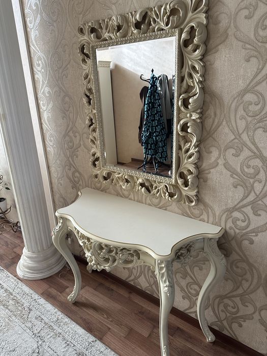 Консоль/столик/ с зеркалом б/у