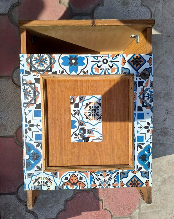 Продам тумбочка!