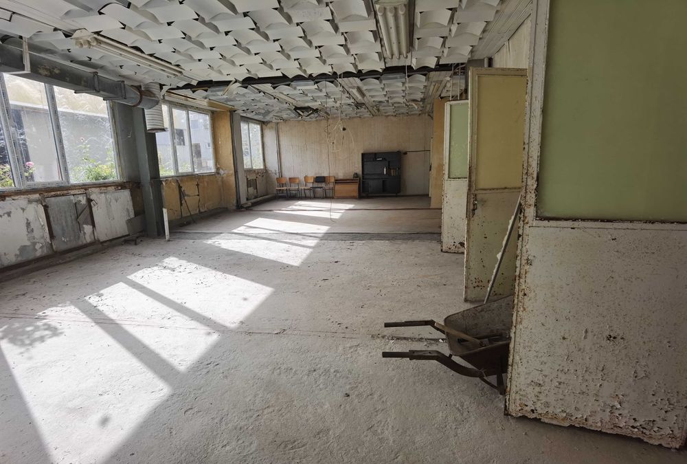 Промишлено помещение 300кв. м.