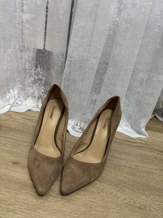 Продам туфли 38 размер.