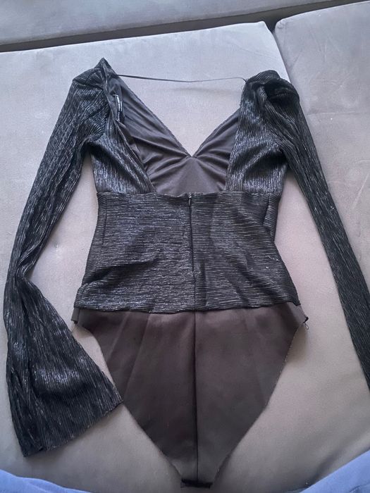 Bershka дамско боди