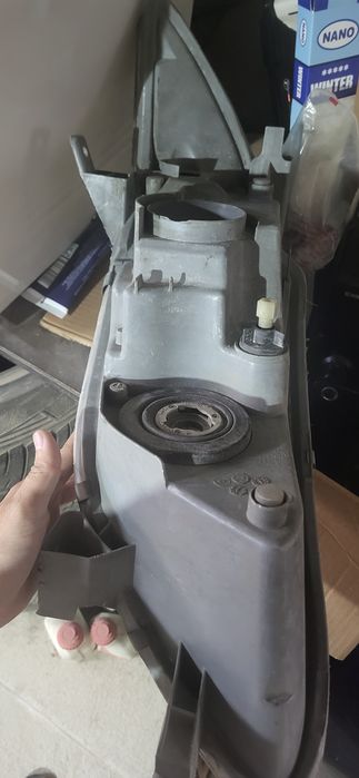 Продам фару камри 40
