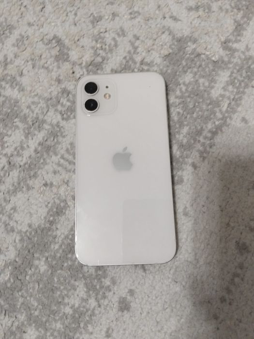 Продам айфон 12!