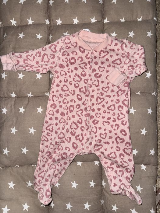 Продам детские вещи