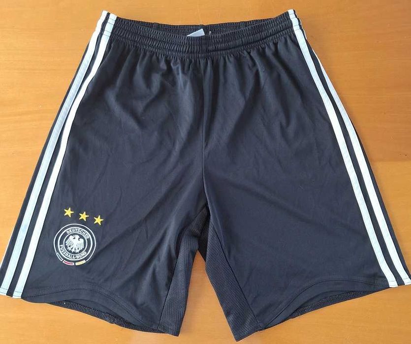 Детски-Ливърпул,Челси,Арсенал,Малага,Германия,Австралия,Галатасарай