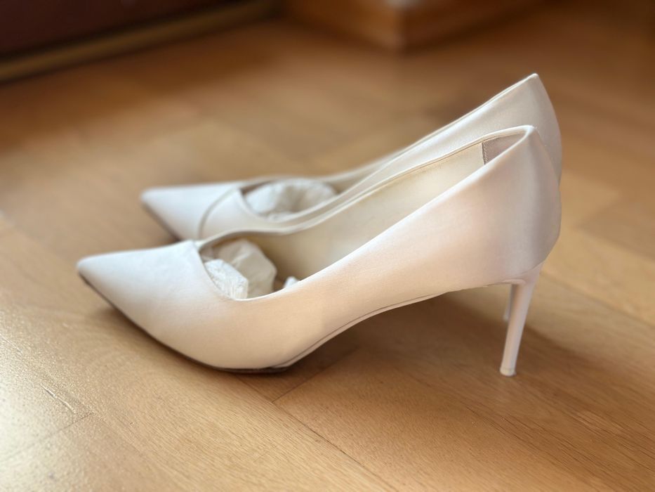 Pantofi mireasa albi Max Mara