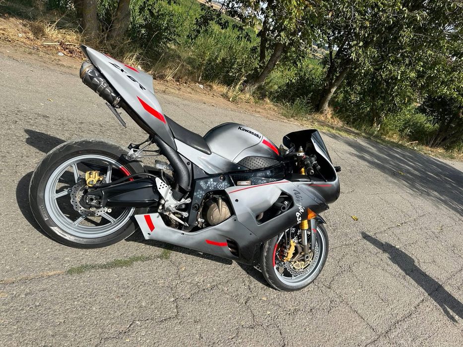Kawasaki Ninja ZX6-R 636 2005