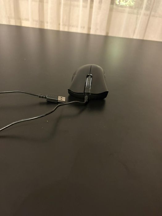 mouse razer putin folosit