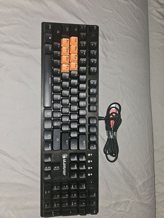 Клавиатура Bloody B810R