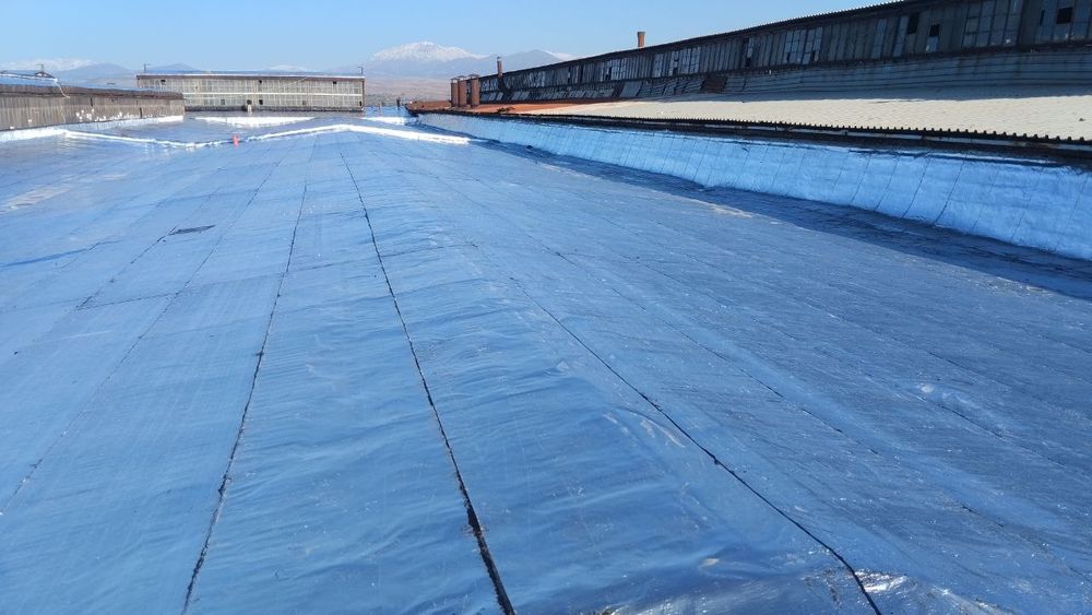 Гидроизалятся мягкая кровля и фундамента Gidroizalyatsiya xizmati