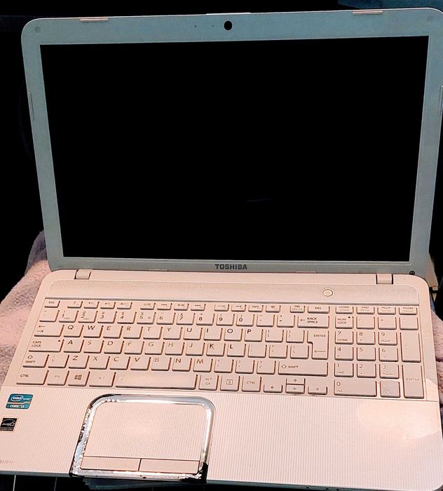 Laptop Toshiba Satellite pentru piese