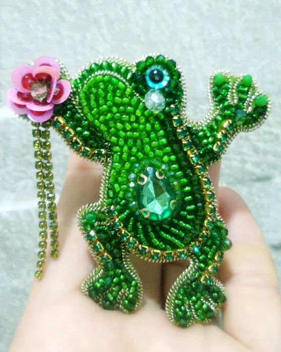 Броши ручной работы