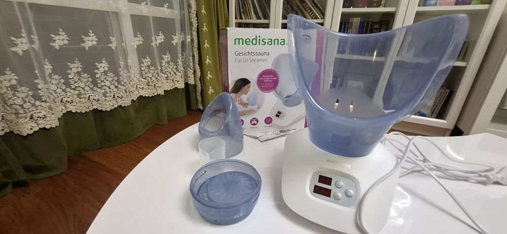 Сауна за лице Medisana DS 400, LED дисплей, Арома терапия, Таймер, 130W, Бял