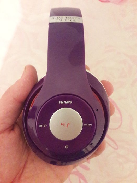 Продам наушники.