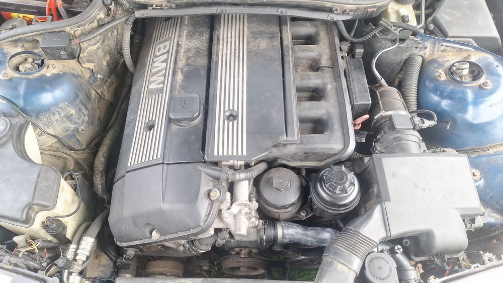 Vand bmw e46 coupe 2.0i 150 cai