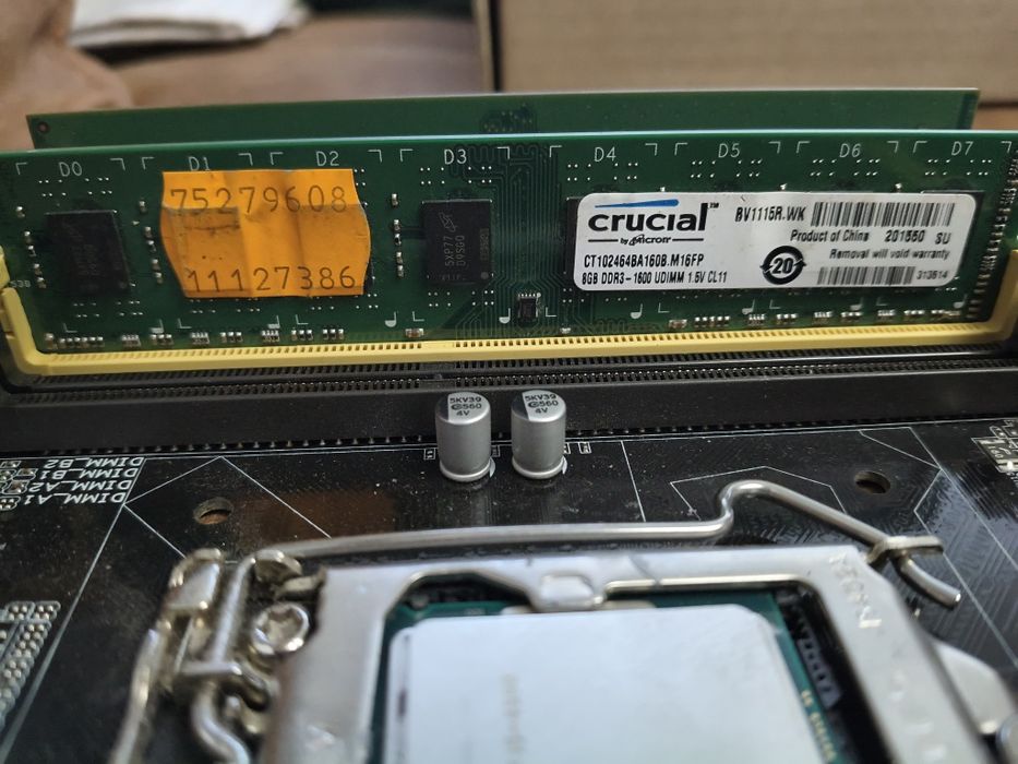 Procesor i5 4090 ,RAMM 2x8 DDR 4