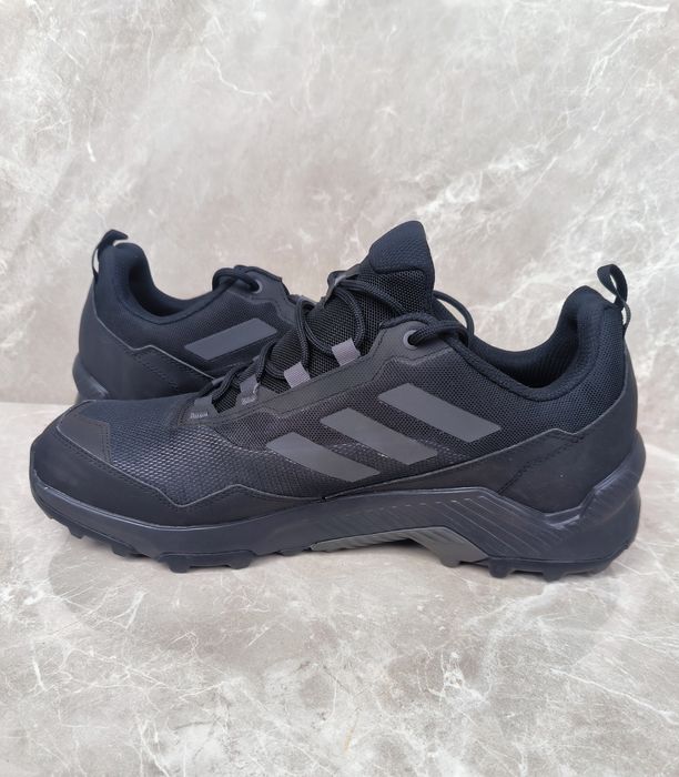 Adidas Terrex номер 46