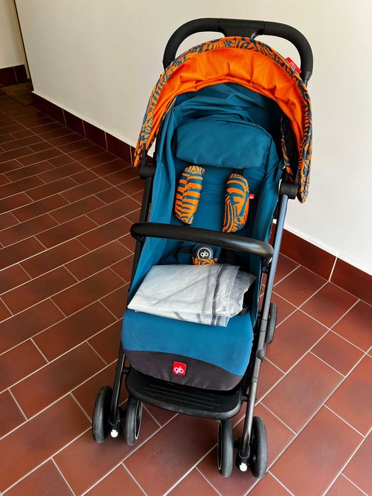 Carucior/Carut GB Qbit+All Terrain cu protecție ploaie suplimentara