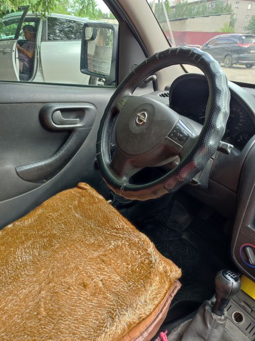 Продам машину Opel