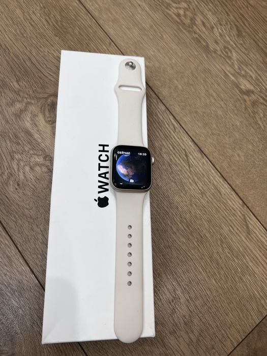 Apple Watch SE (Gen 2)