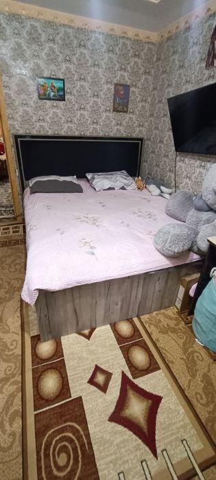 Кровать с матрацом