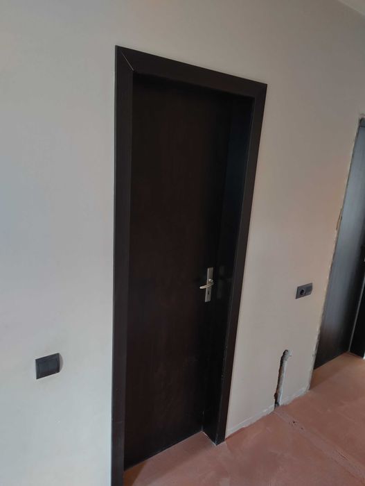 Масивни интериорни врати с каси - 5 броя