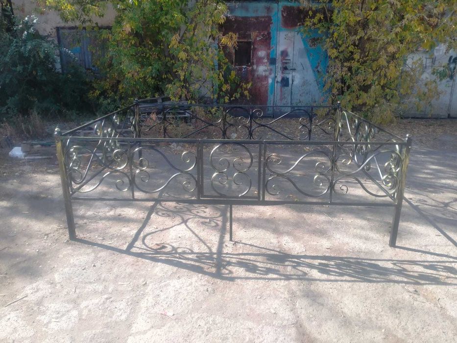 Кованные Оградки.