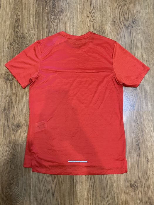 tricou nike rosu