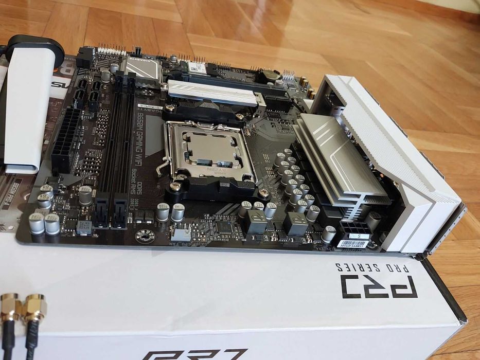 AMD Ryzen 5 7500F + Gigabyte B650M Gaming Wi-Fi rev.1.5