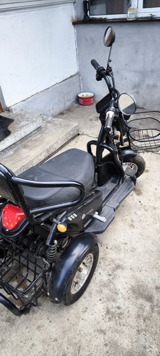 Triciclu electric