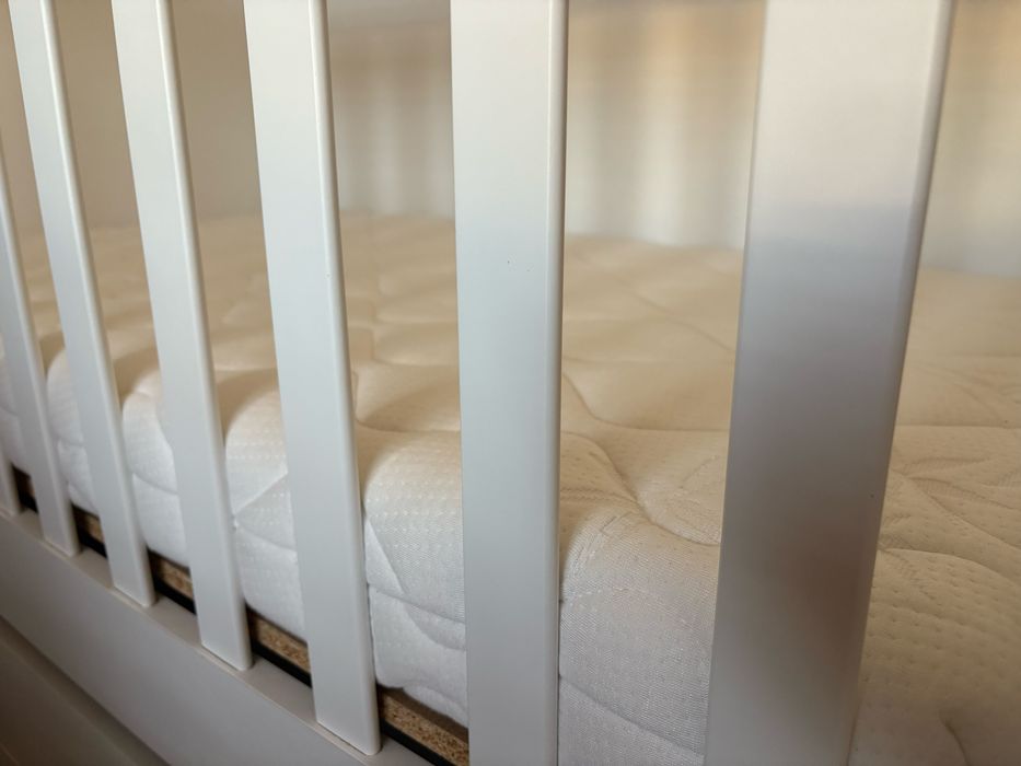 Комбинирана бебешка кошара