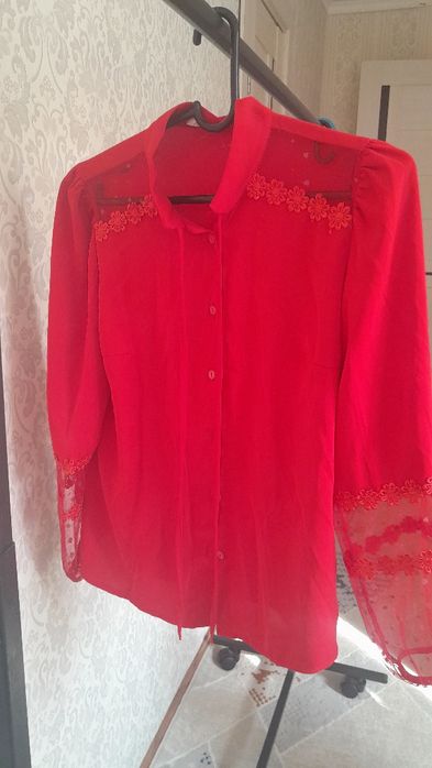 Женский одежда. Платья, блузка