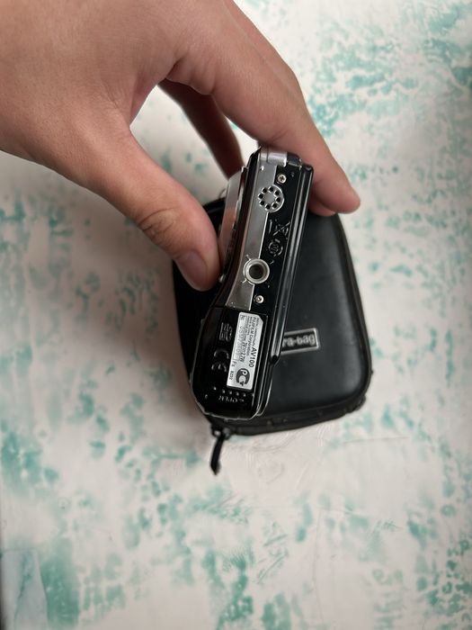 Fujifilm finepix av100