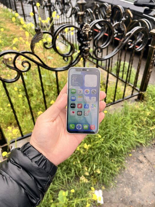 iphone 12 mini  srochna