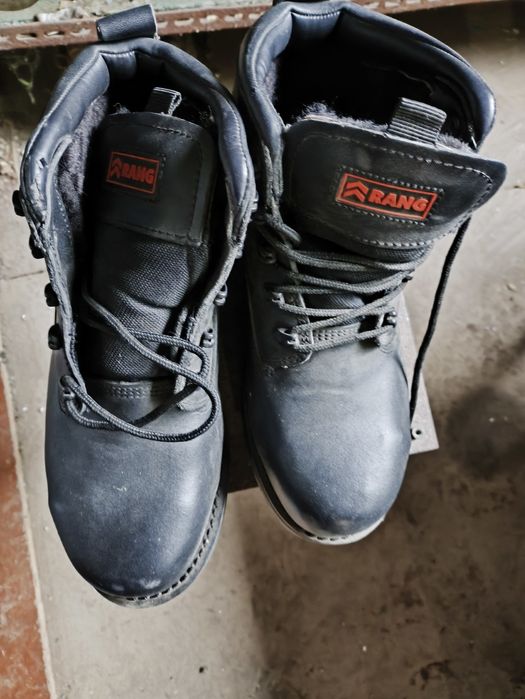 Продам спецобувь