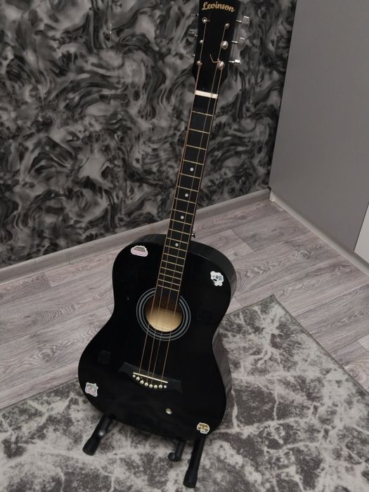 Гитара сломан гриф