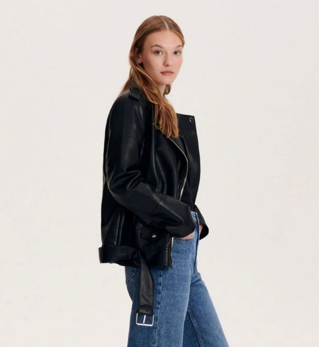 Продавам ново яке от изкуствена кожа Reserved