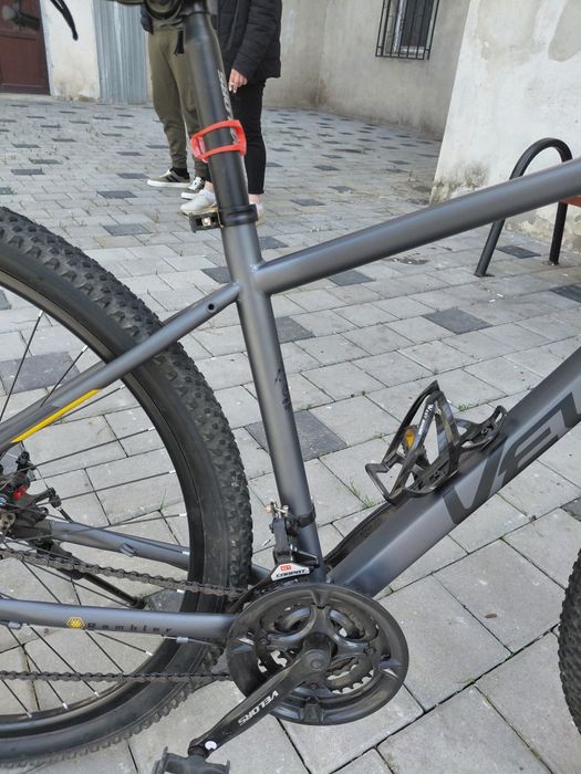 Vând bicicleta Velors nouă, unisex, roti 29 , frână pe disc