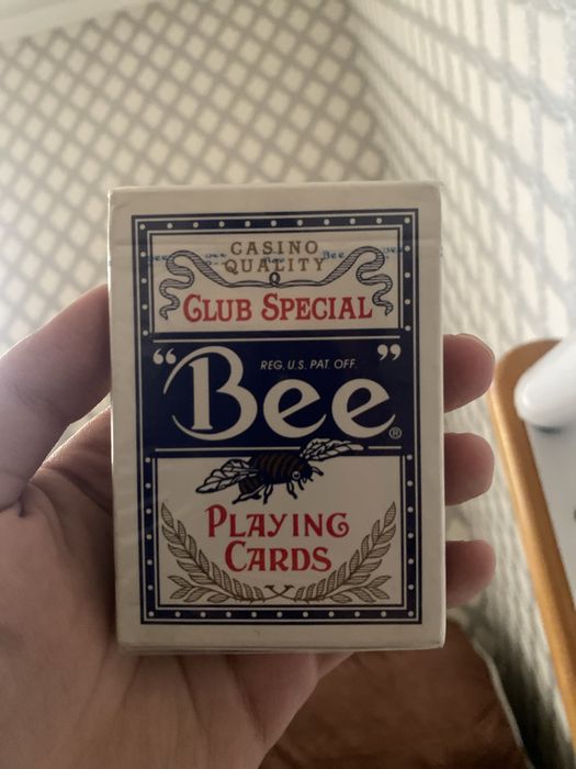 Продам игральные карты покерные