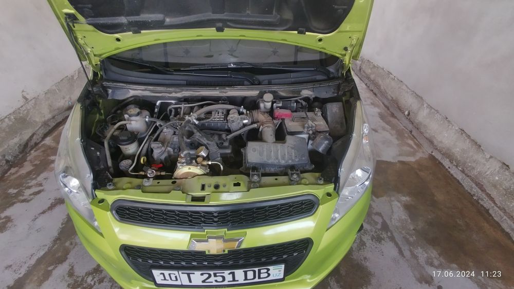 Продается Спарк 2015