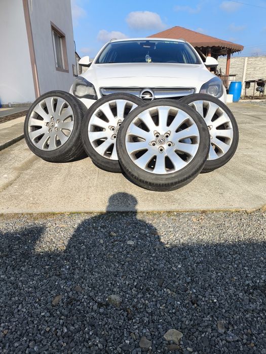 Genți cu cauciucuri de vara