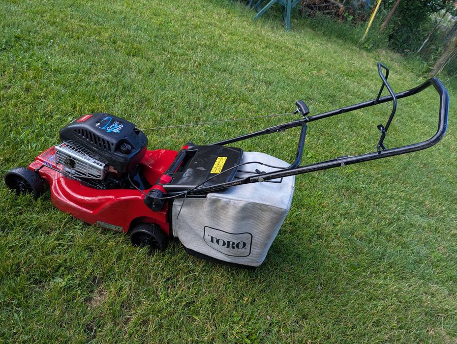 Masina de tuns iarba TORO - Briggs&Stratton