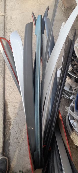 Spoller bor Nexia 3  Lasette Kobalt