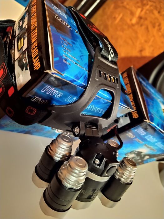 Lanterna de cap cu 5 LED-uri Cree XML T6