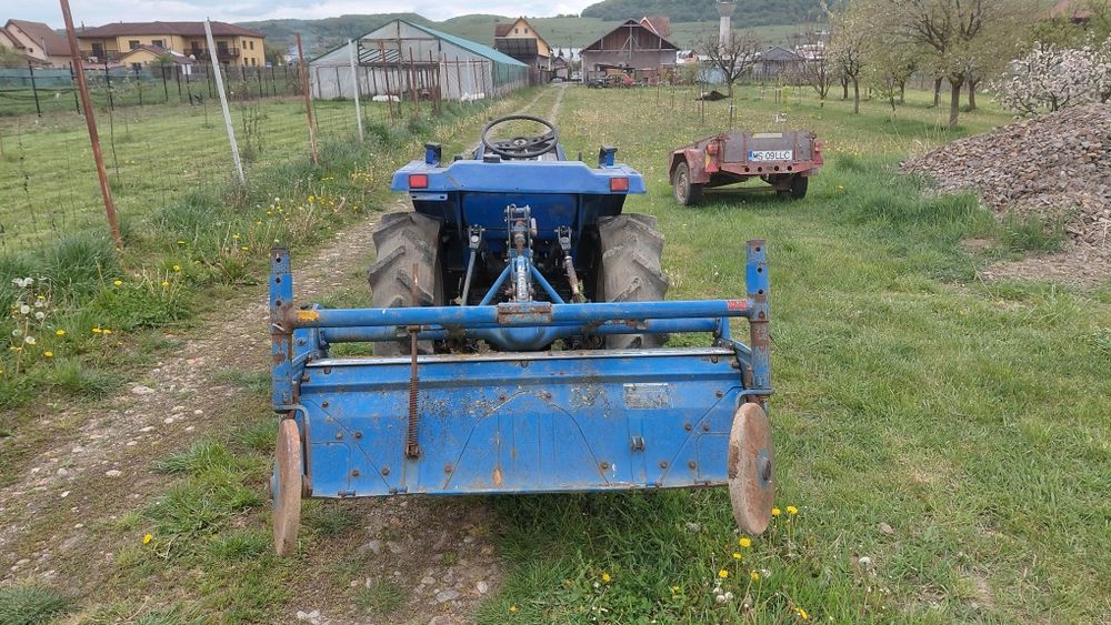 Vand tractoras Iseki land houpe 21 cp