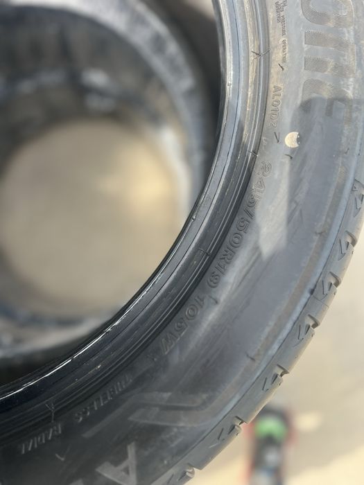 245 50 19 bridgstone Alenza RFT bmw x3