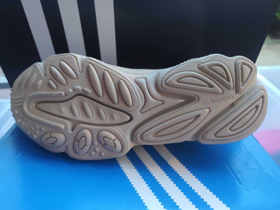 Мъжки маратонки  ADIDAS OZWEEGO CELOX   Оригинални  EU42