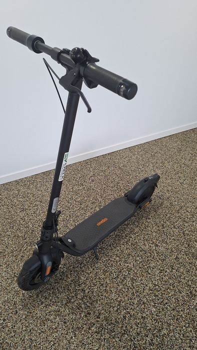 Trotineta electrica Segway-Ninebot f2