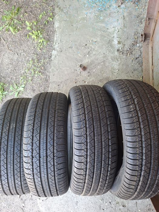 Продам шины 225/55/18 Китай