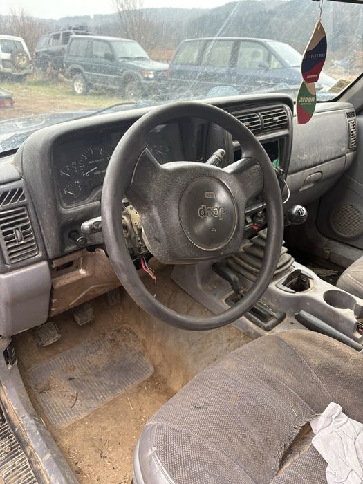 Jeep Cherokee 2.5vm фейс за части